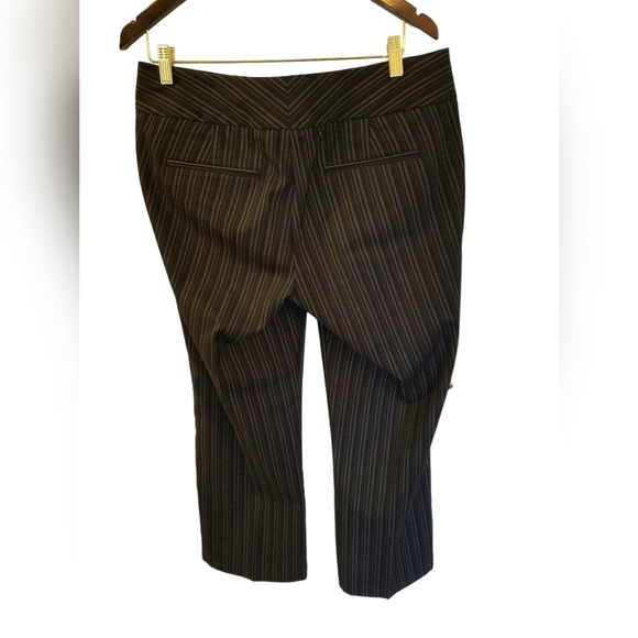 Dockers Petites Women's Mid Rise Curvy Black Gray Stripes April Pants  Size 12P - Picture 4 of 15